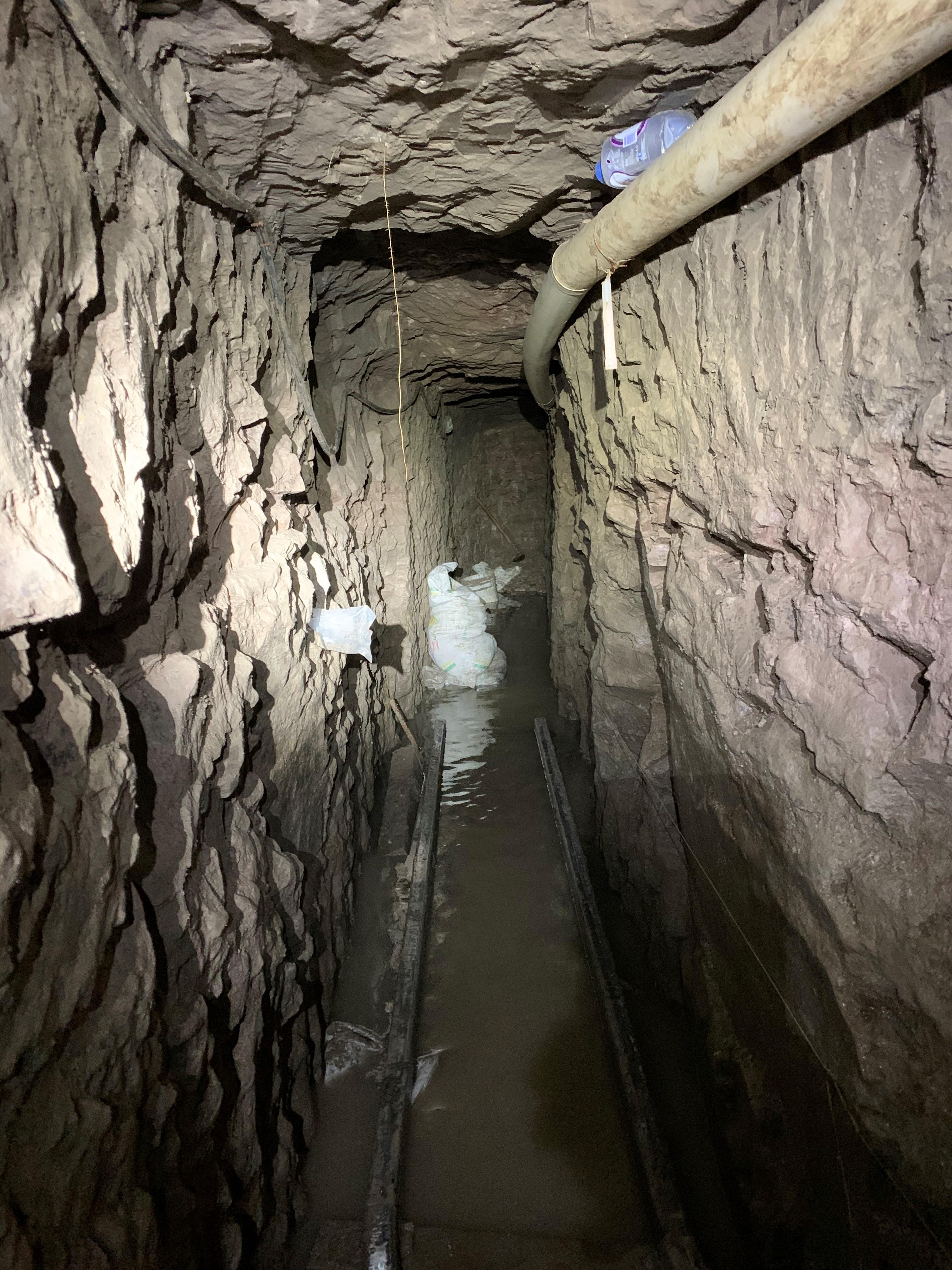 tunnel_end_spur_incomplete-a.jpg tunnel_end_spur_incomplete-a.jpg