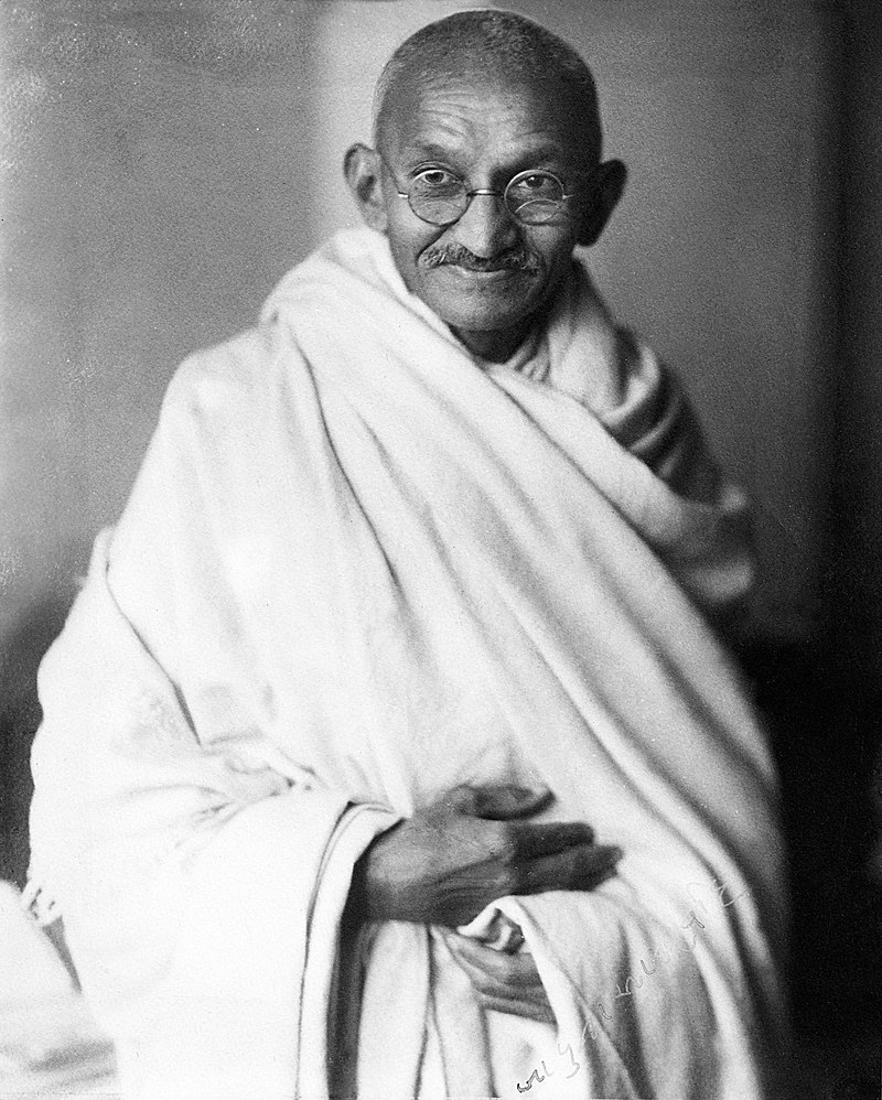 800px-mahatma-gandhi_studio_1931.jpg 800px-mahatma-gandhi_studio_1931.jpg