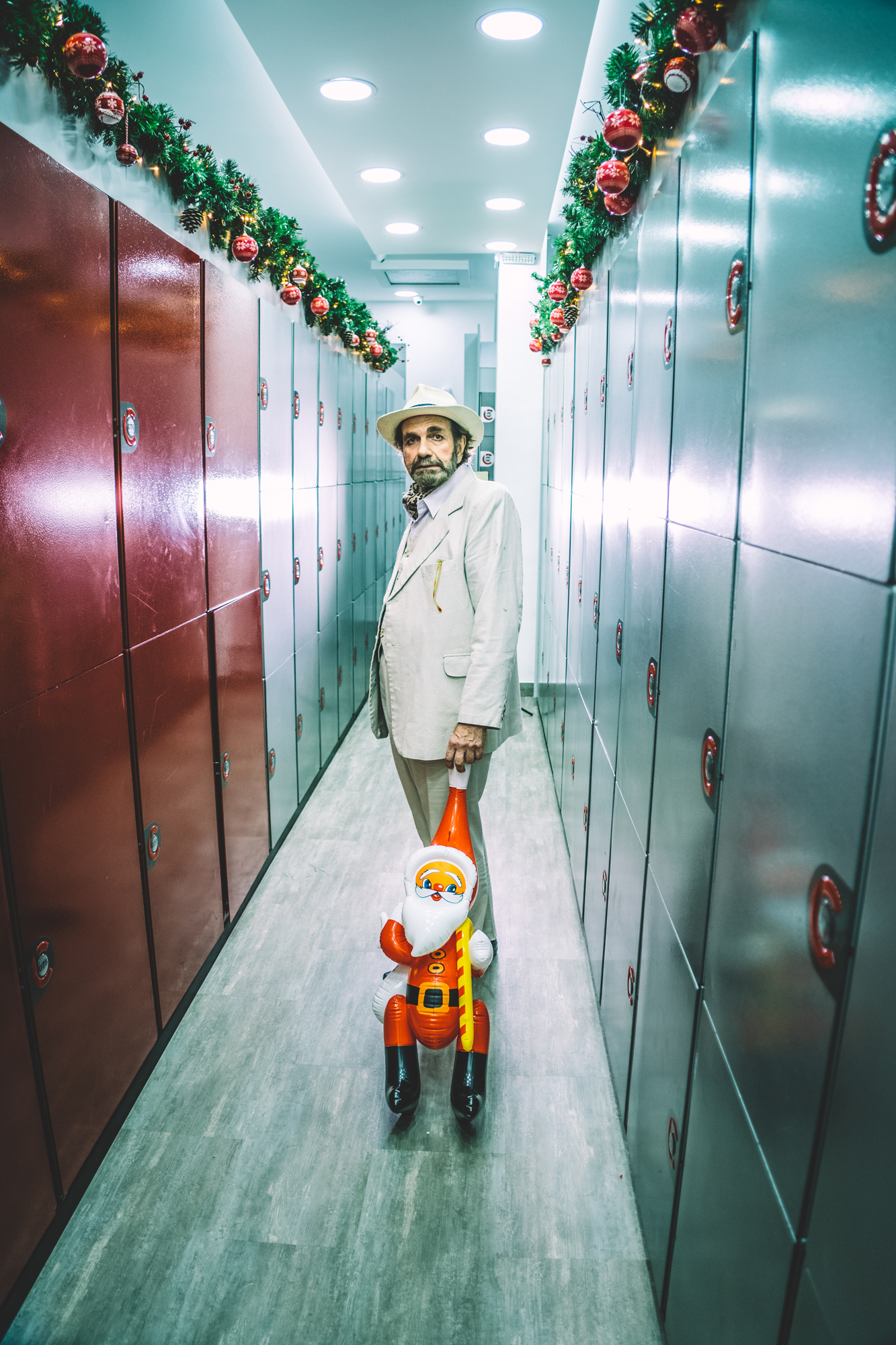 santas5.jpg santas5.jpg