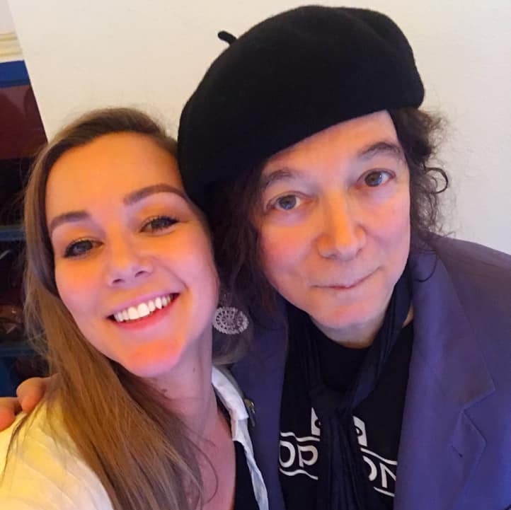 alan_merrill_with_daughter.jpg alan_merrill_with_daughter.jpg
