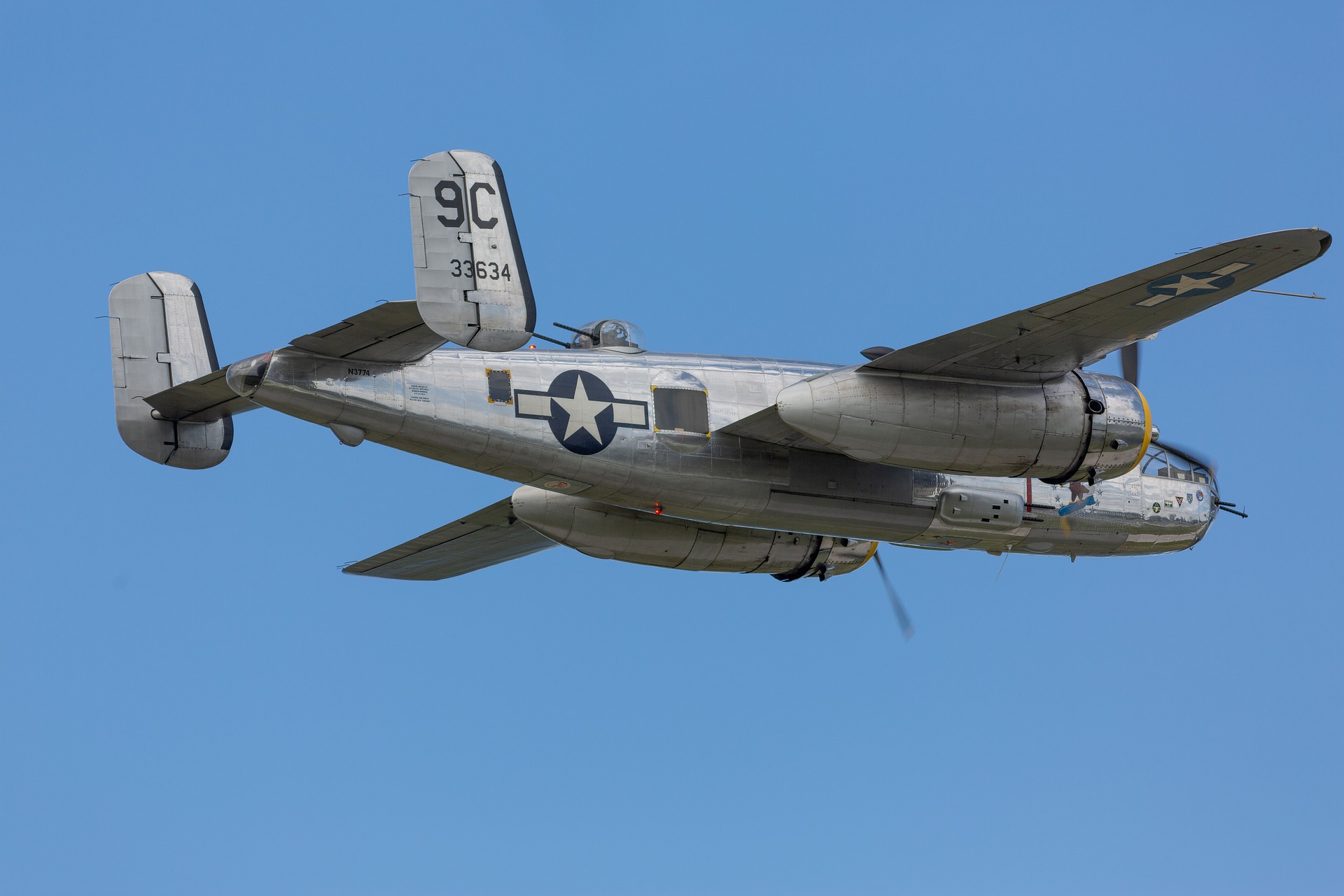 b25-4640307_1920.jpg b25-4640307_1920.jpg