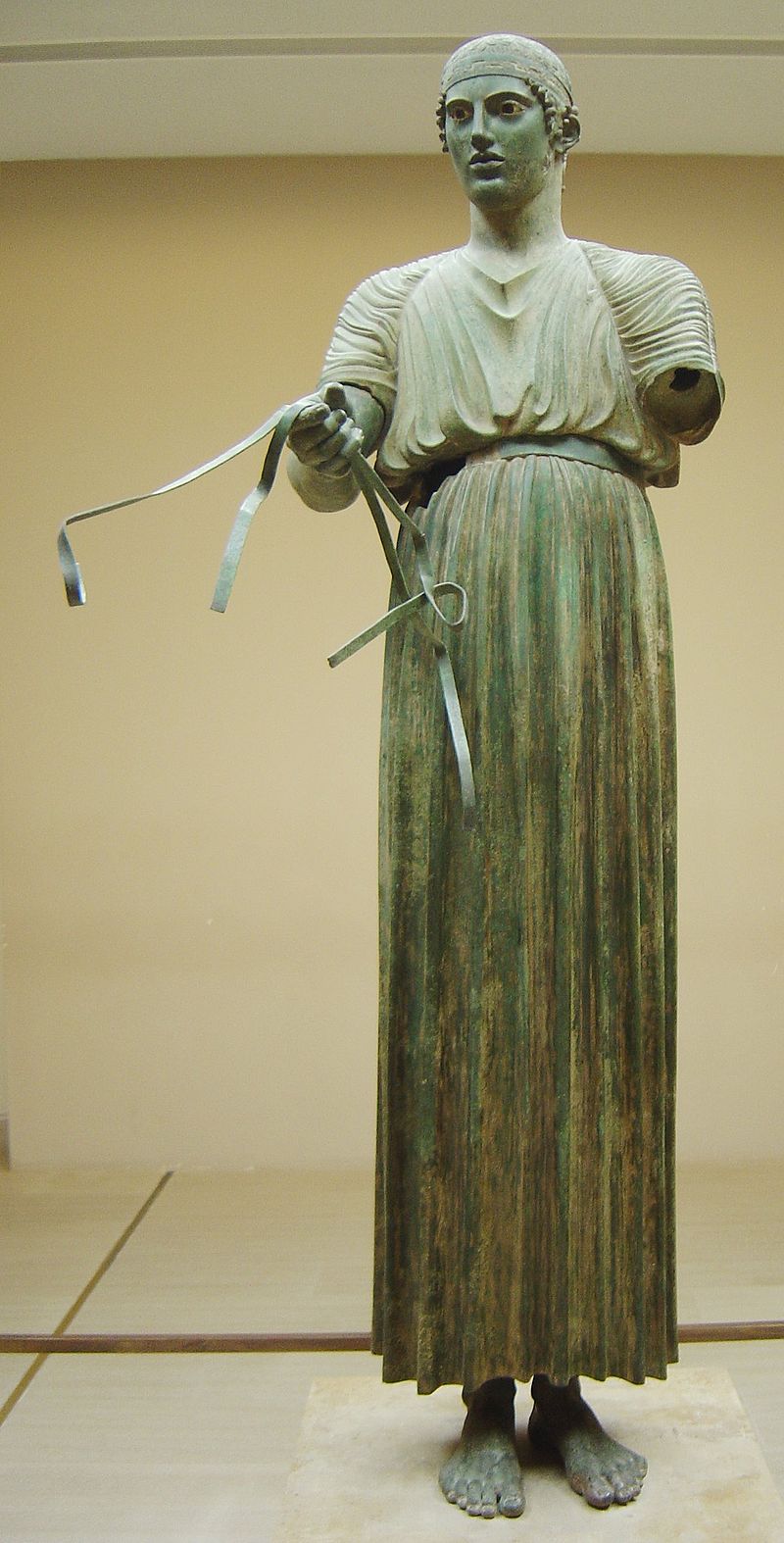 delphi_charioteer_fron.jpg delphi_charioteer_fron.jpg
