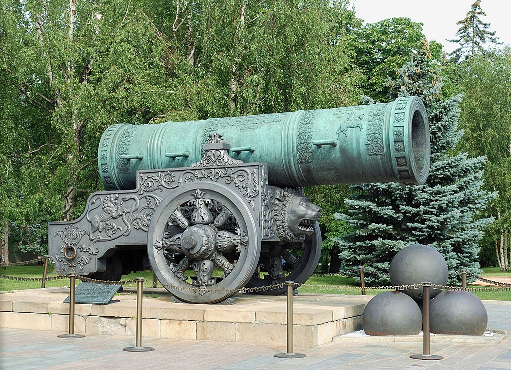 moscow_tsar_cannon.jpg moscow_tsar_cannon.jpg