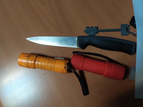 thumbnail_y2.jpg thumbnail_y2.jpg