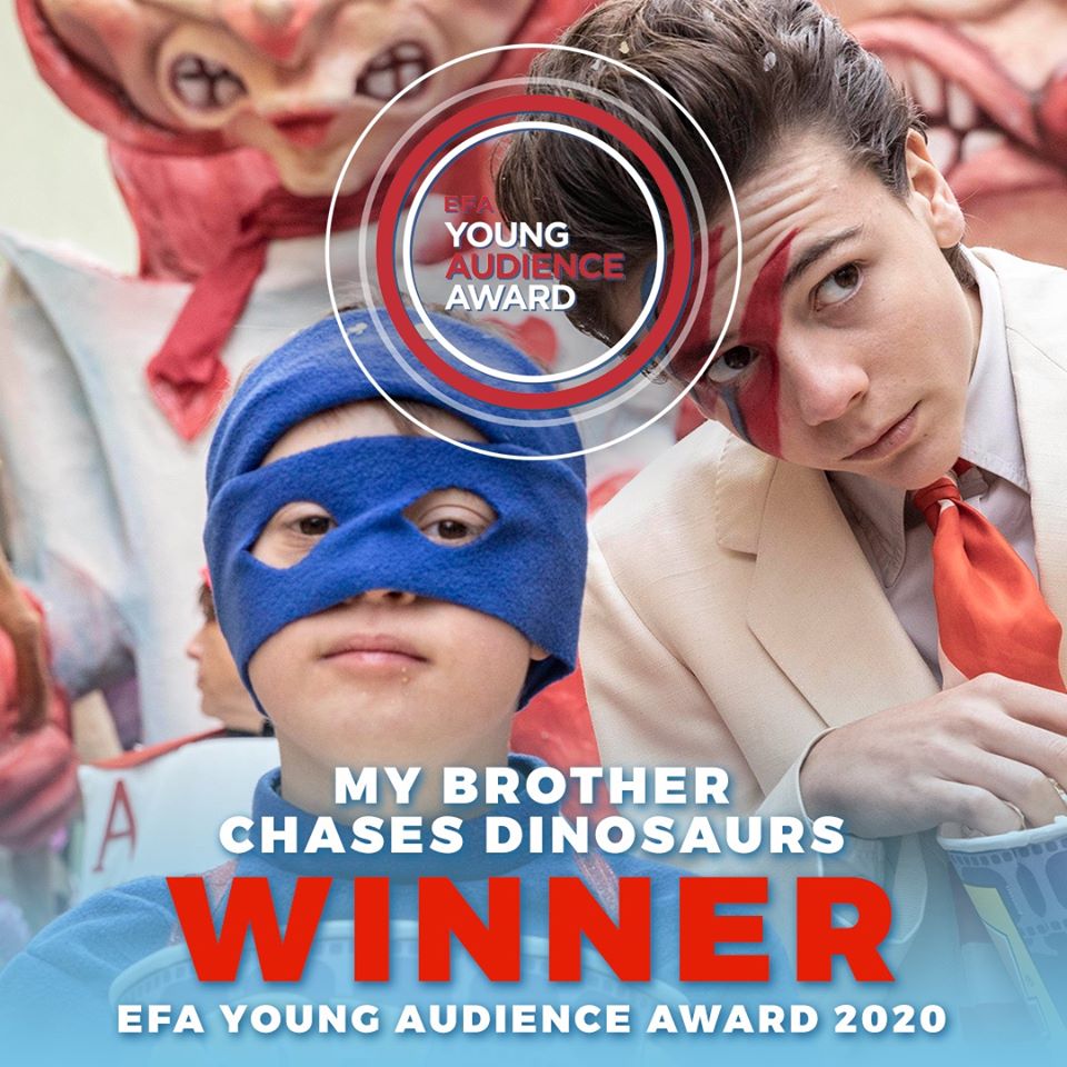 my_brother_chases_dinosaurs.jpg my_brother_chases_dinosaurs.jpg