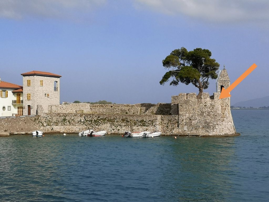faros-ptosi2.jpg faros-ptosi2.jpg