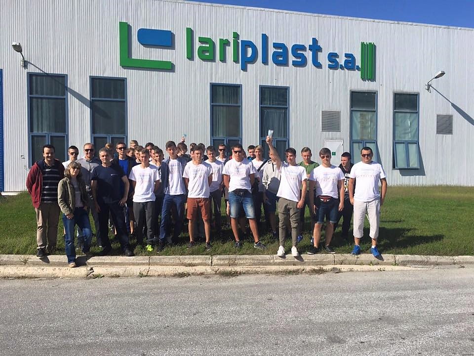 lariplast.jpg lariplast.jpg