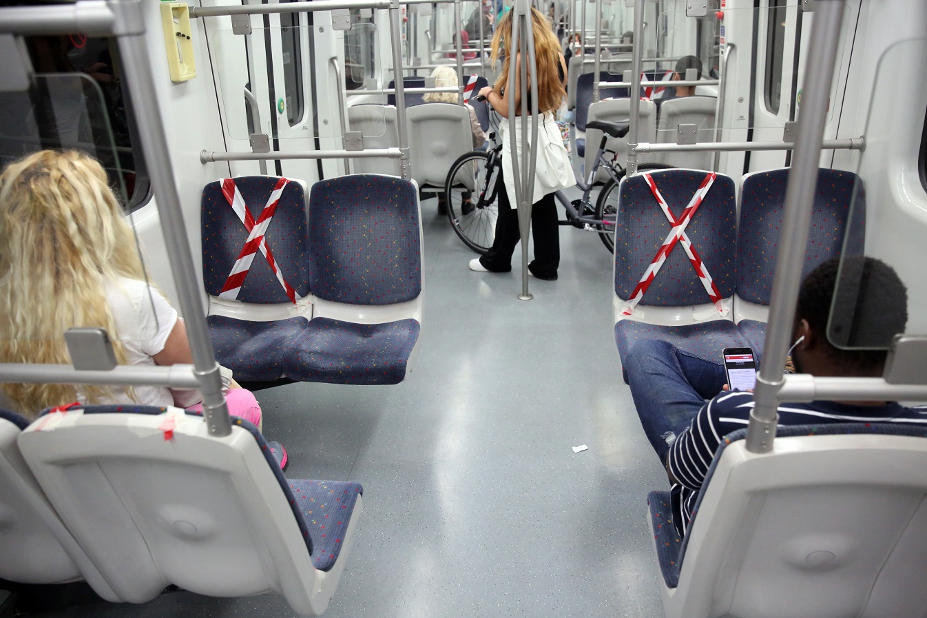 metro-2.jpg metro-2.jpg