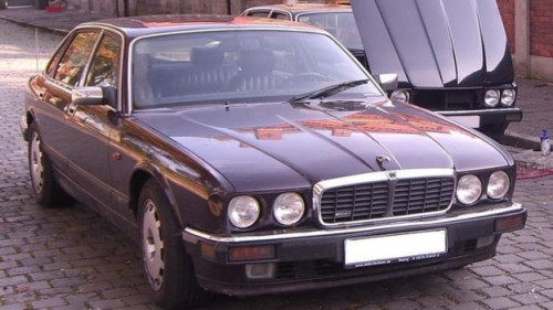 1633430_mantlin.jpg 1633430_mantlin.jpg