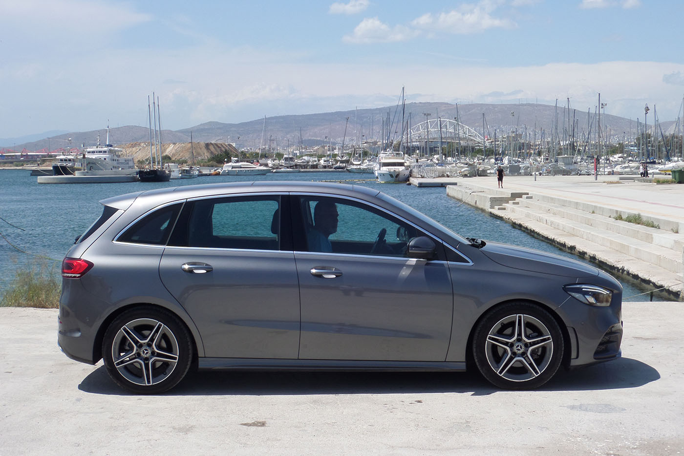 mercedes_b_200_1.jpg mercedes_b_200_1.jpg