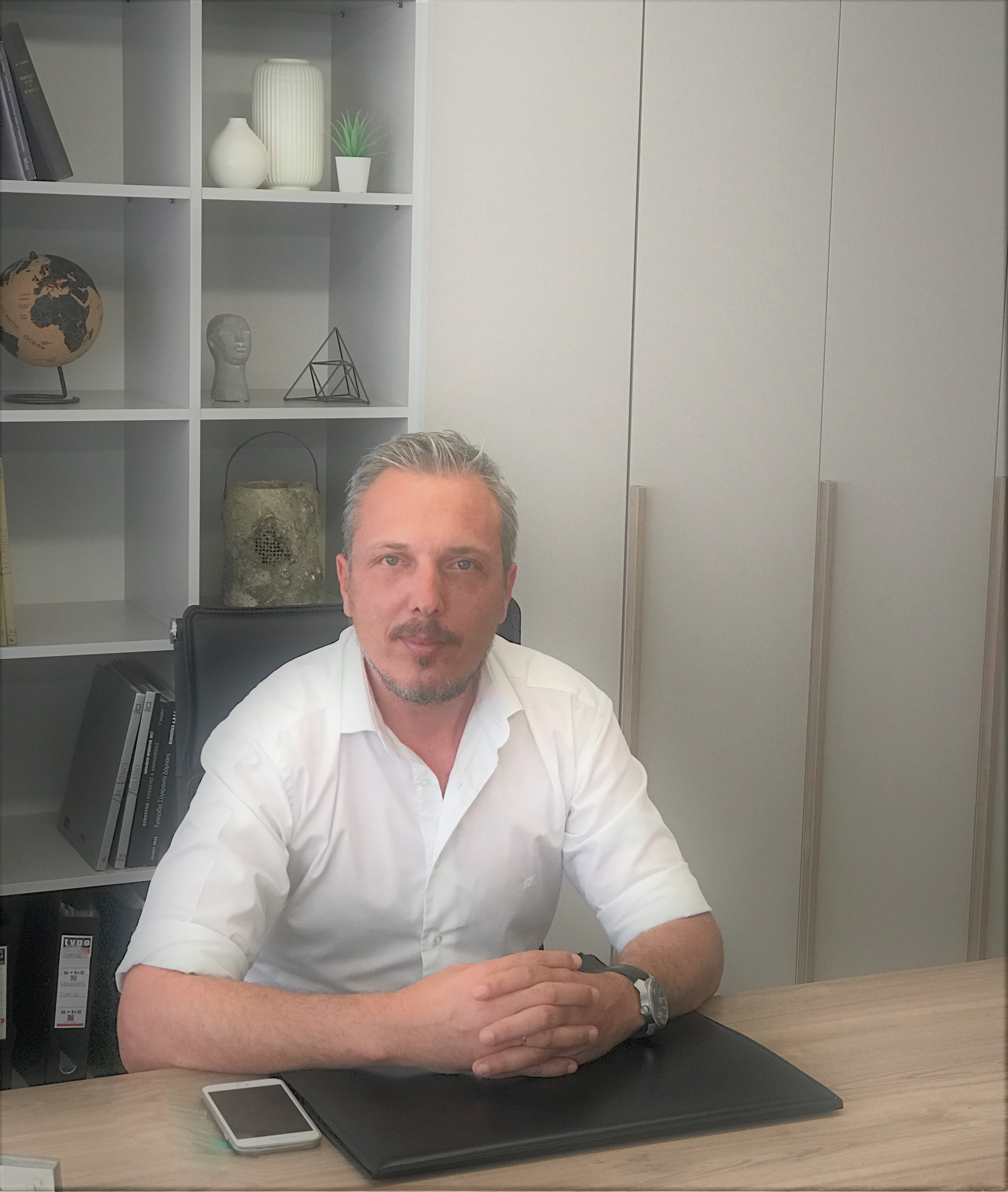 photo_hatzikalis_georgios.jpg photo_hatzikalis_georgios.jpg