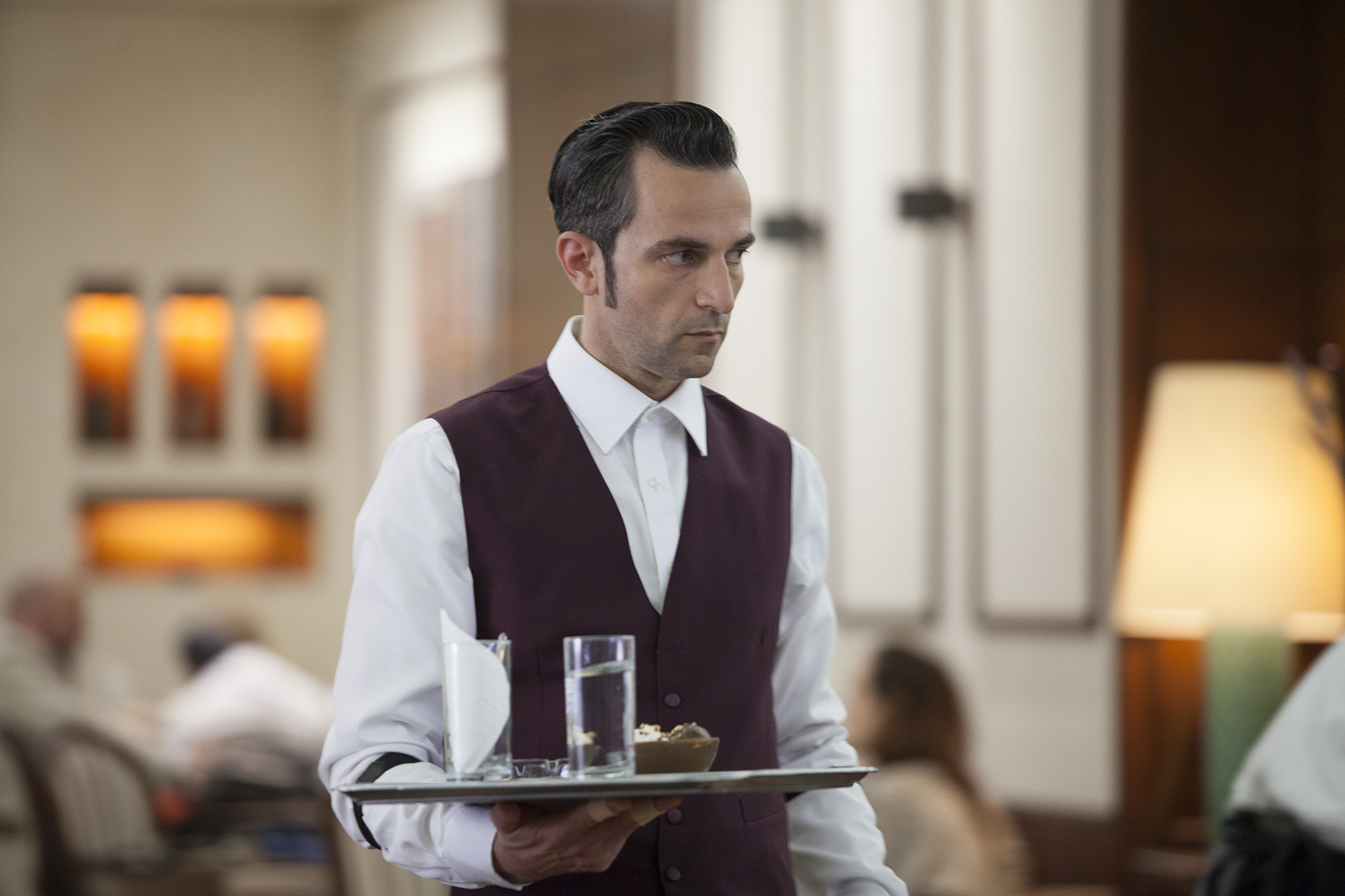 copy_of_00639_the_waiter_copy_1.jpg copy_of_00639_the_waiter_copy_1.jpg