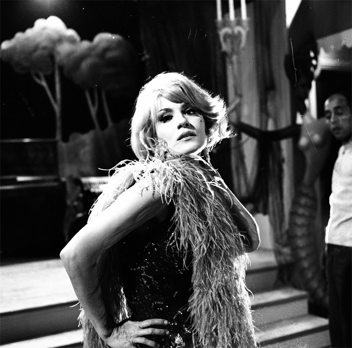 Μαίρη Χρονοπούλου (finosfilm.com) Μαίρη Χρονοπούλου
