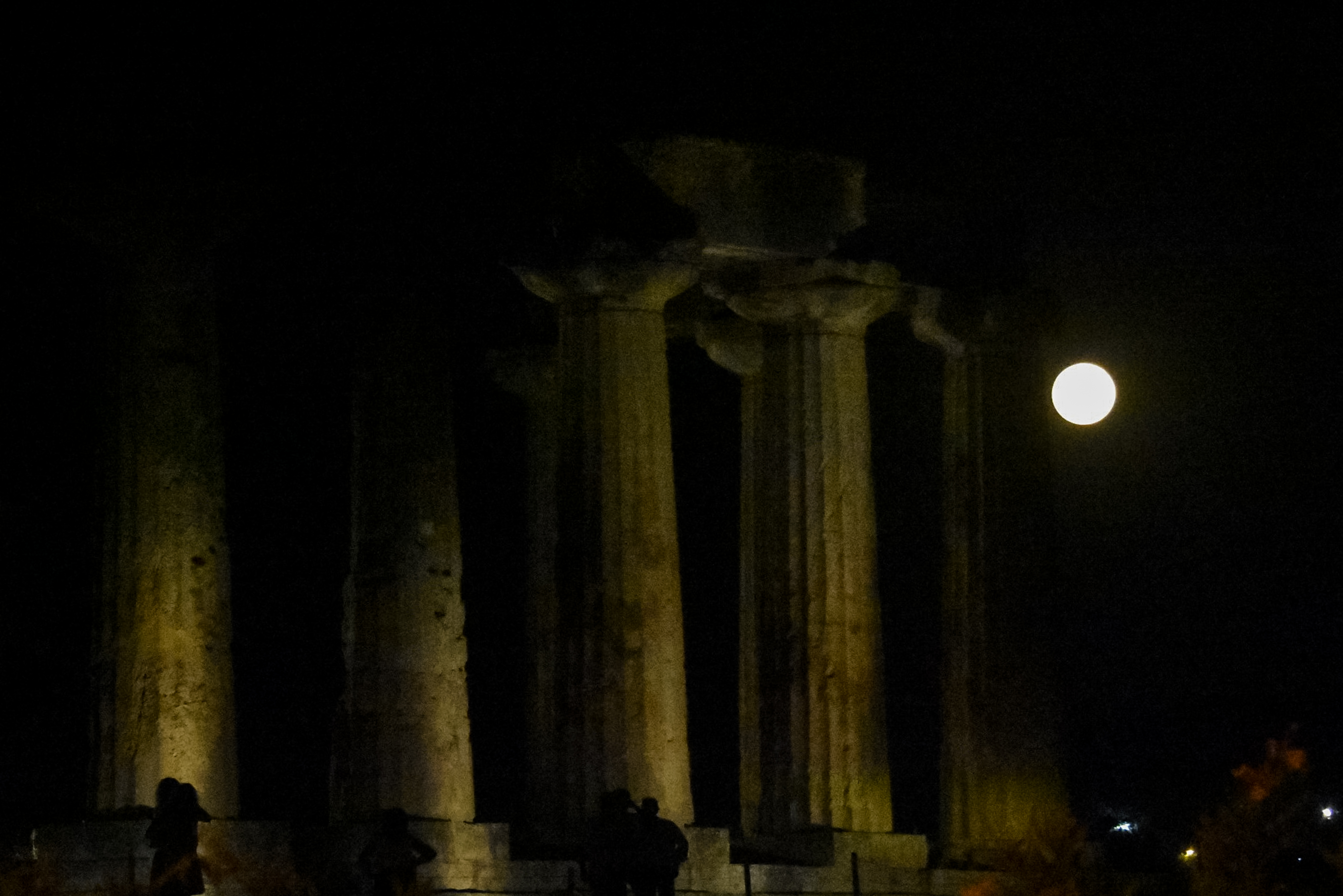 moon8.jpg moon8.jpg