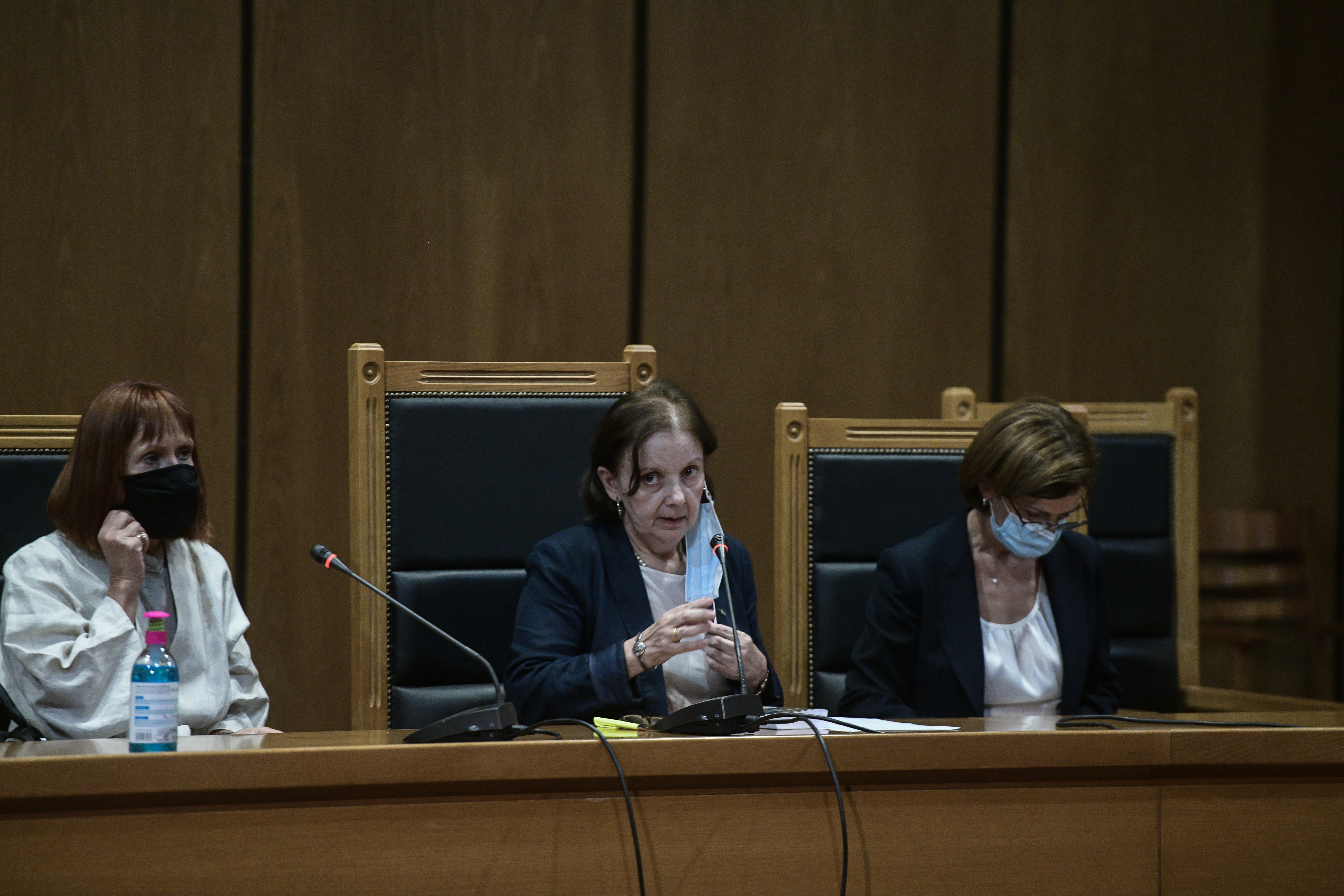 nea-synthesi.jpg nea-synthesi.jpg