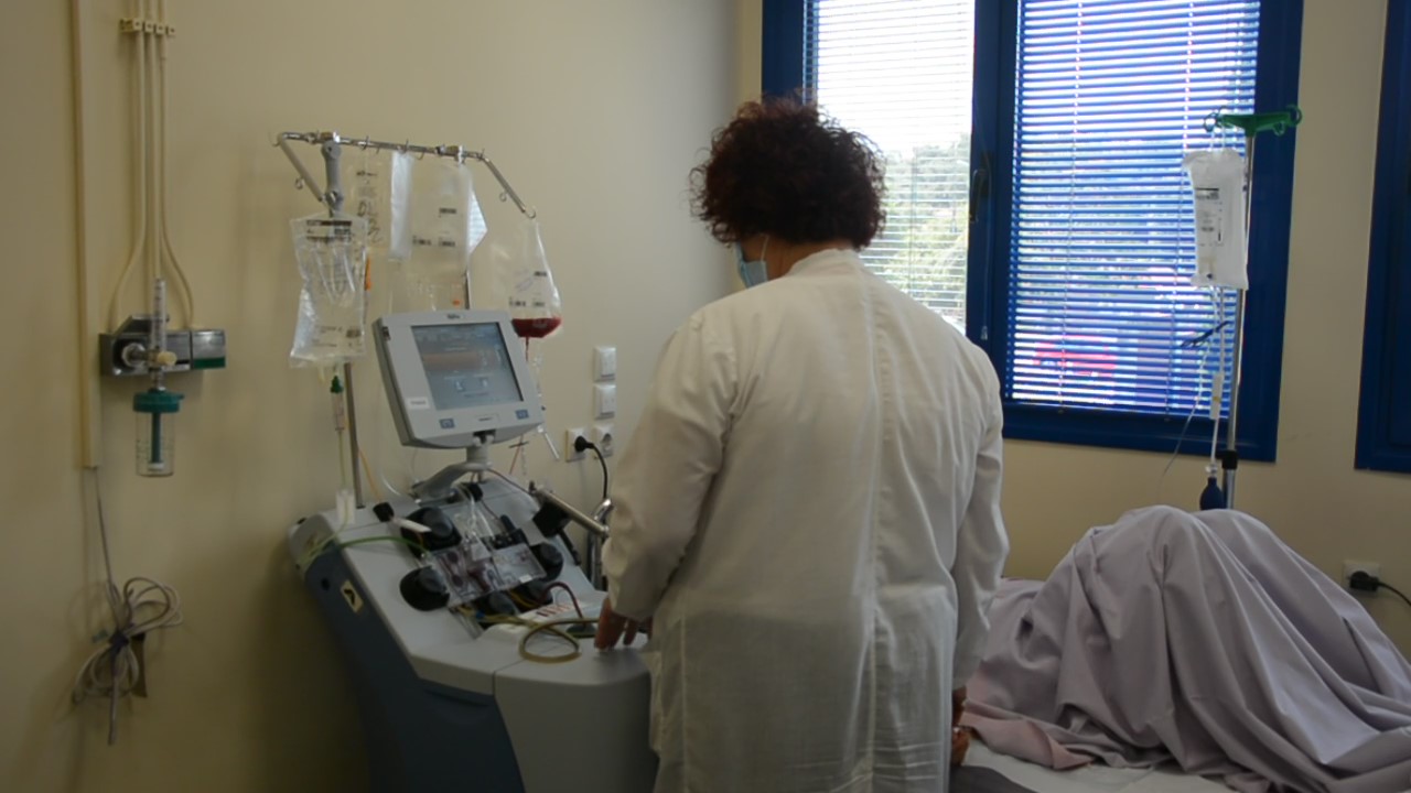 10-dsc_8617_-_apheresis_pt2_moment-4.jpg 10-dsc_8617_-_apheresis_pt2_moment-4.jpg