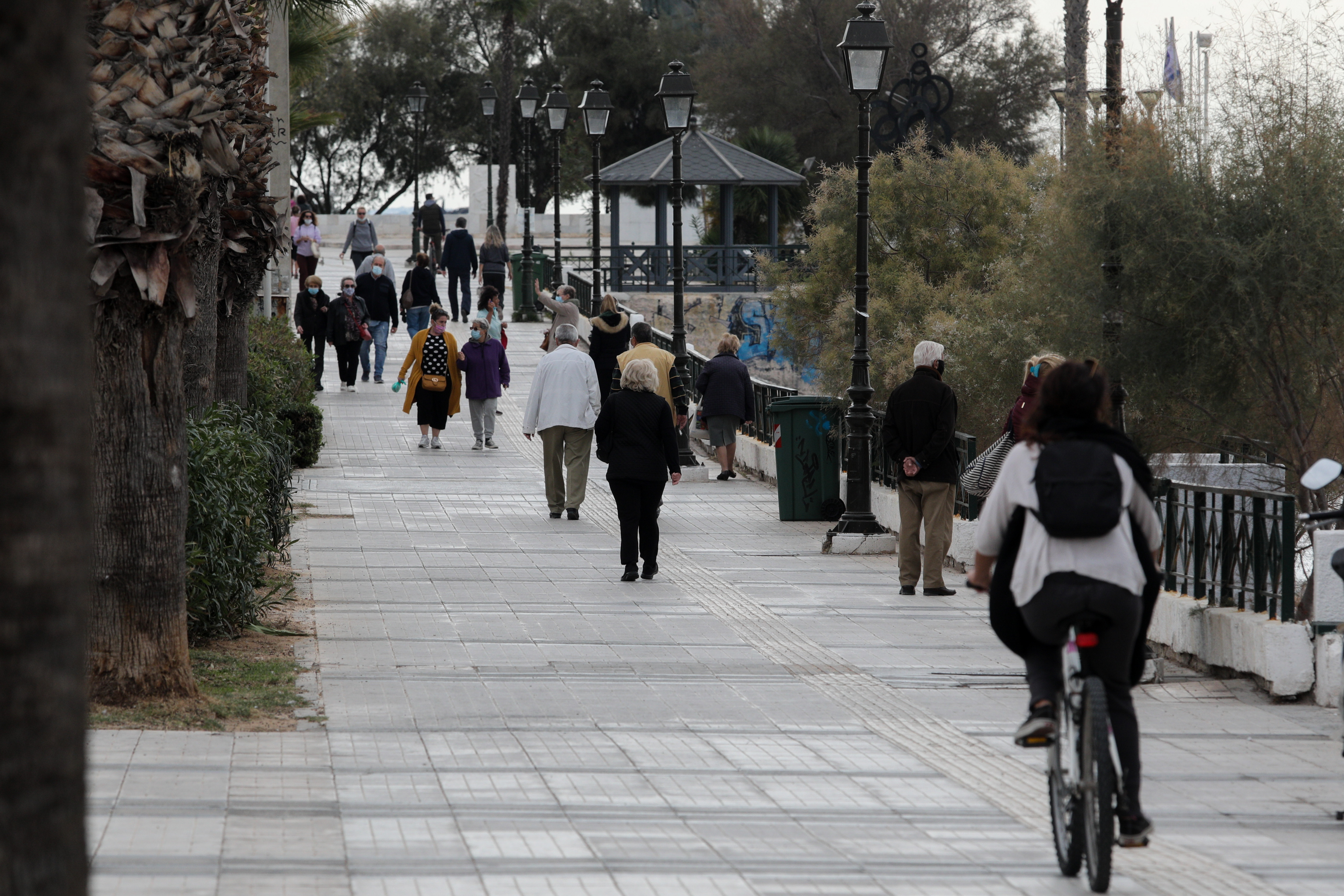 paralia-lockdown3.jpg SMS 10333, lockdown, κορονοϊός
