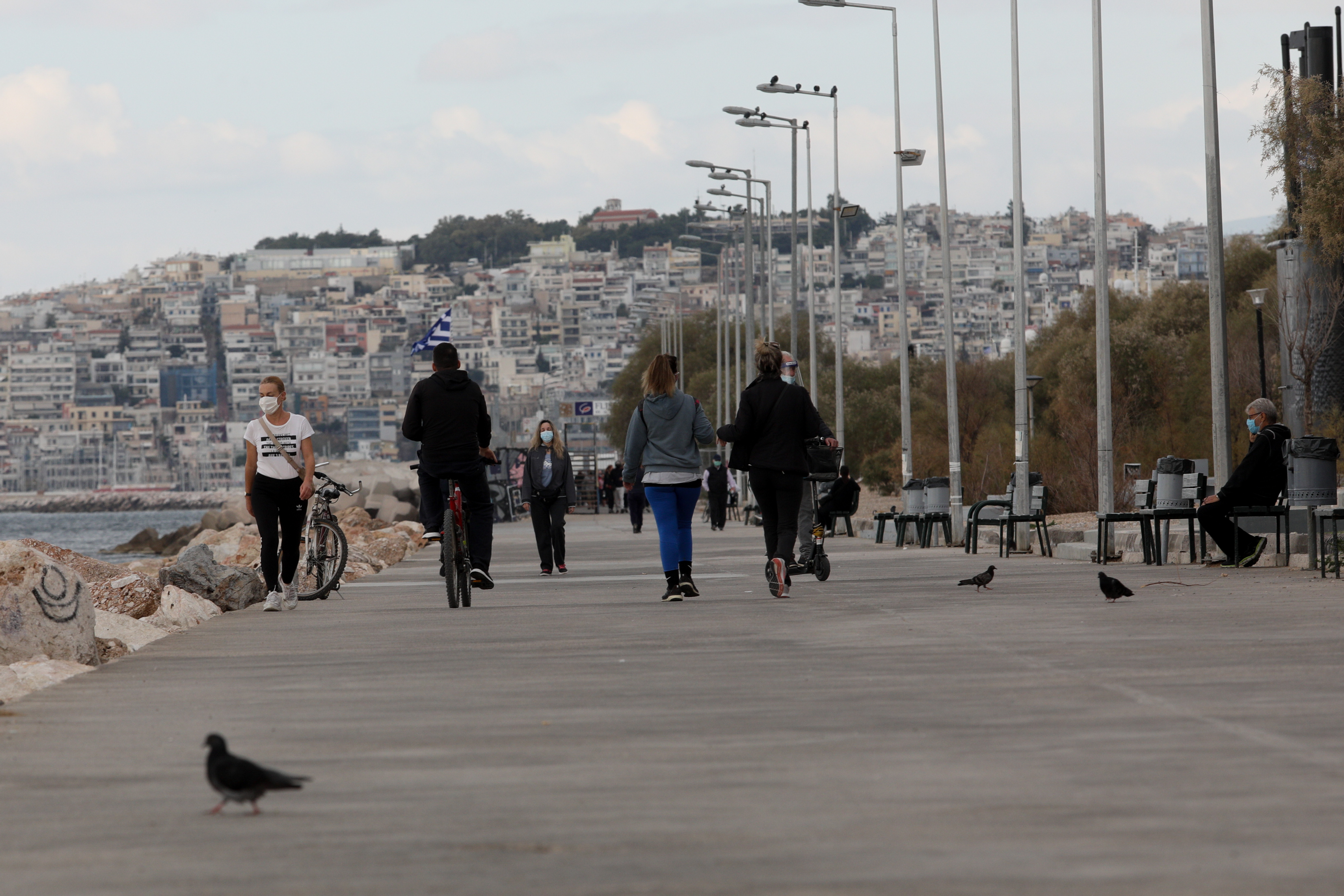 paralia-lockdown_2.jpg SMS 10333, κορονοϊός, lockdown