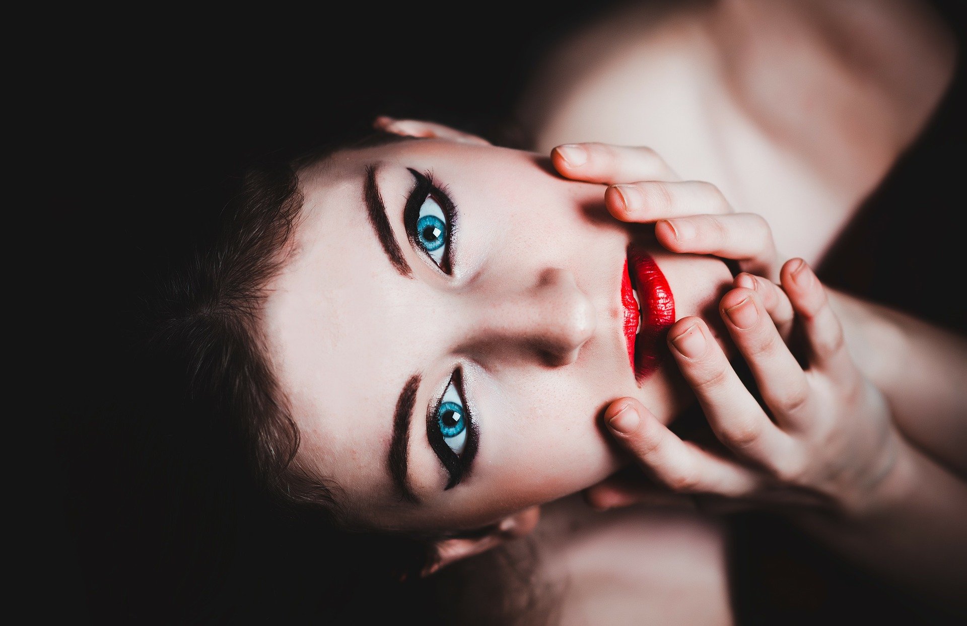woman-237438_1920.jpg woman-237438_1920.jpg