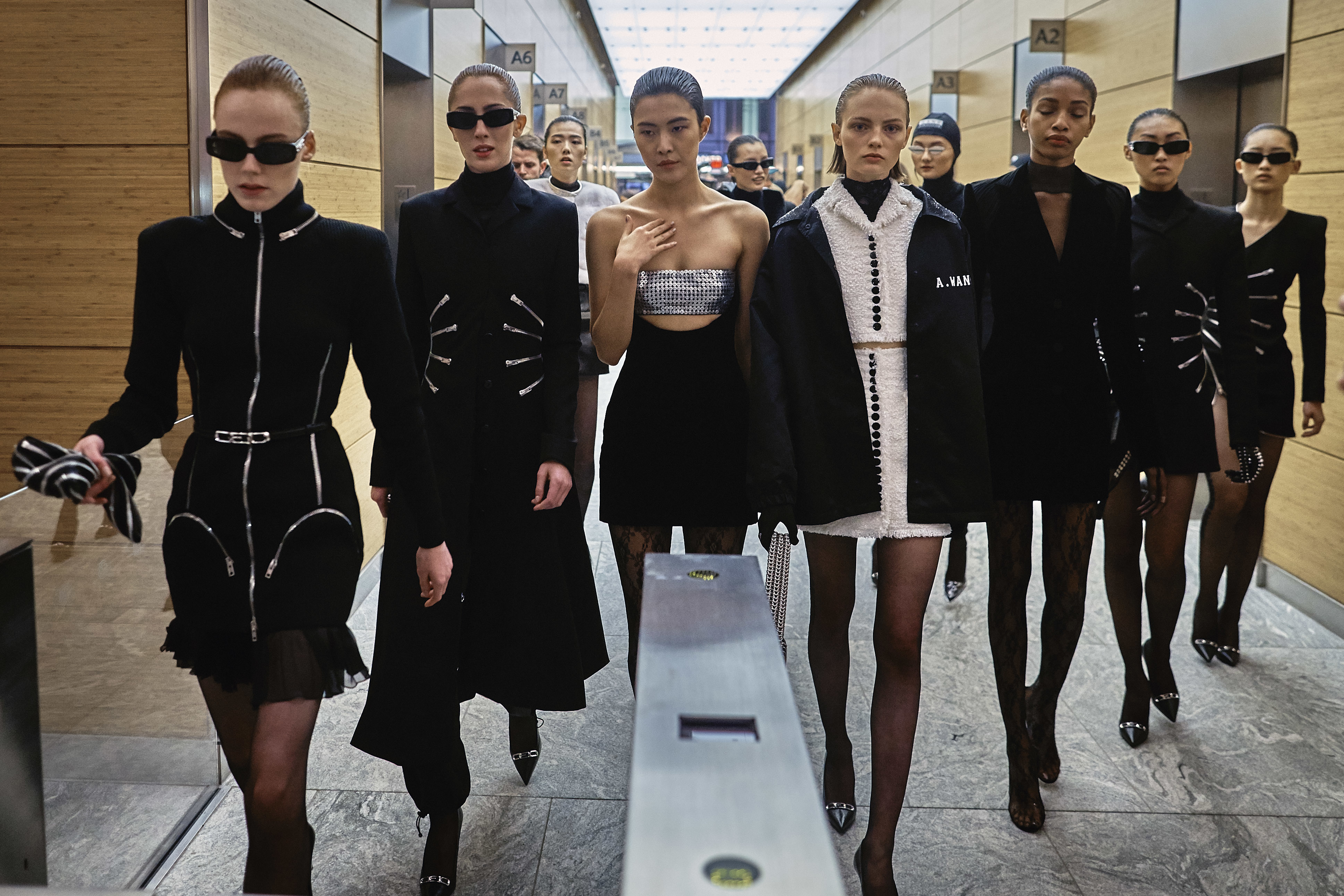 ap_18042132715718.jpg Alexander Wang