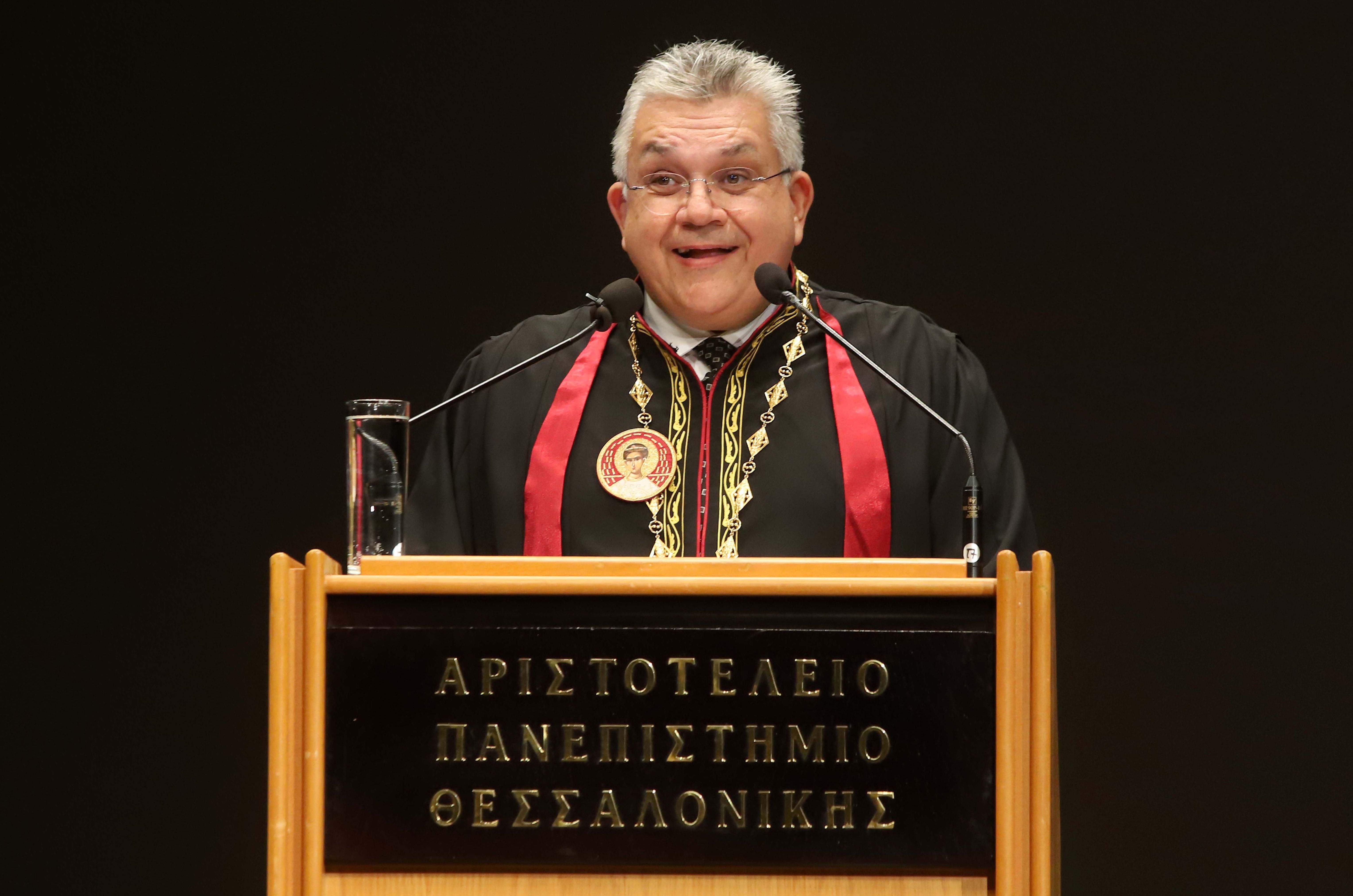 4939554.jpg Ο πρύτανης του ΑΠΘ Νίκος Παπαϊωάννου.