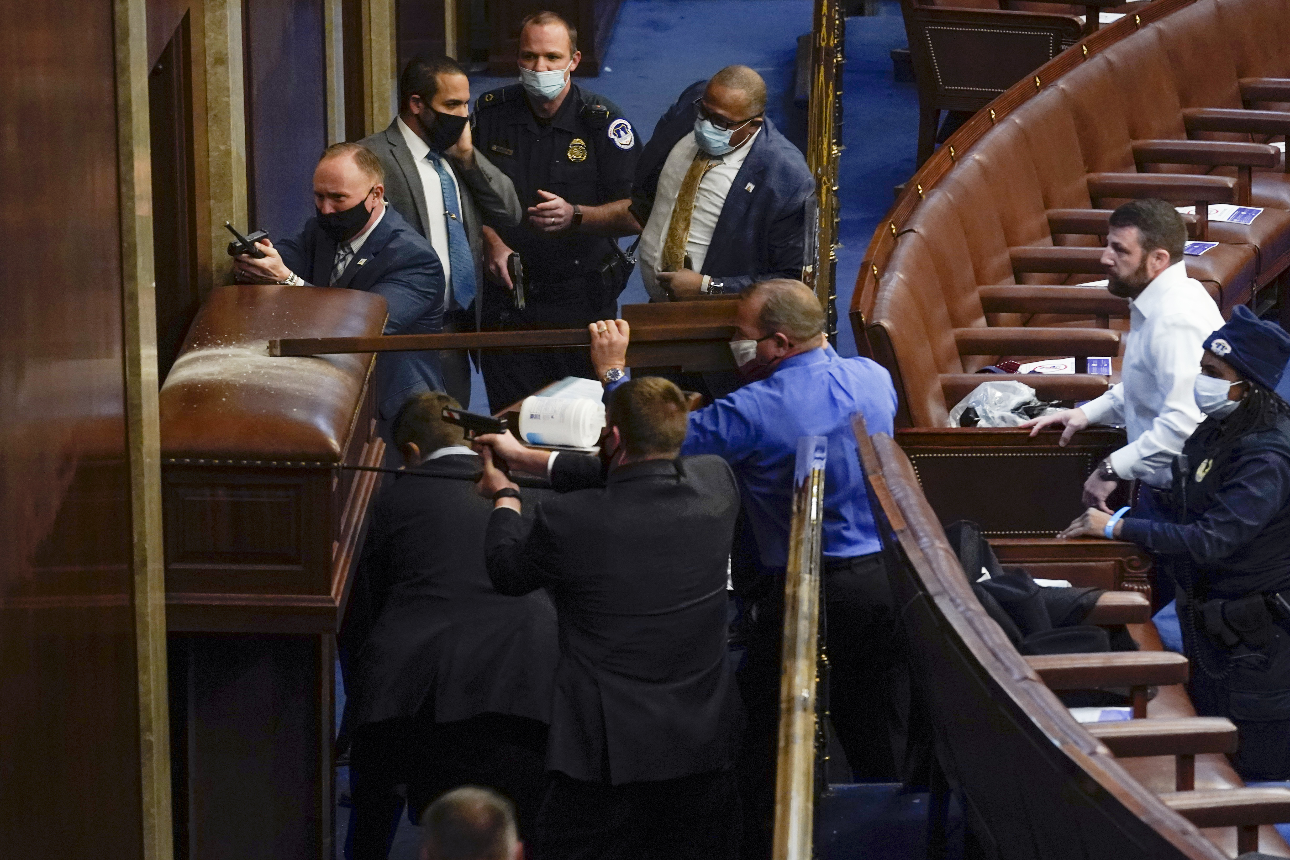 capitol1.jpg capitol1.jpg