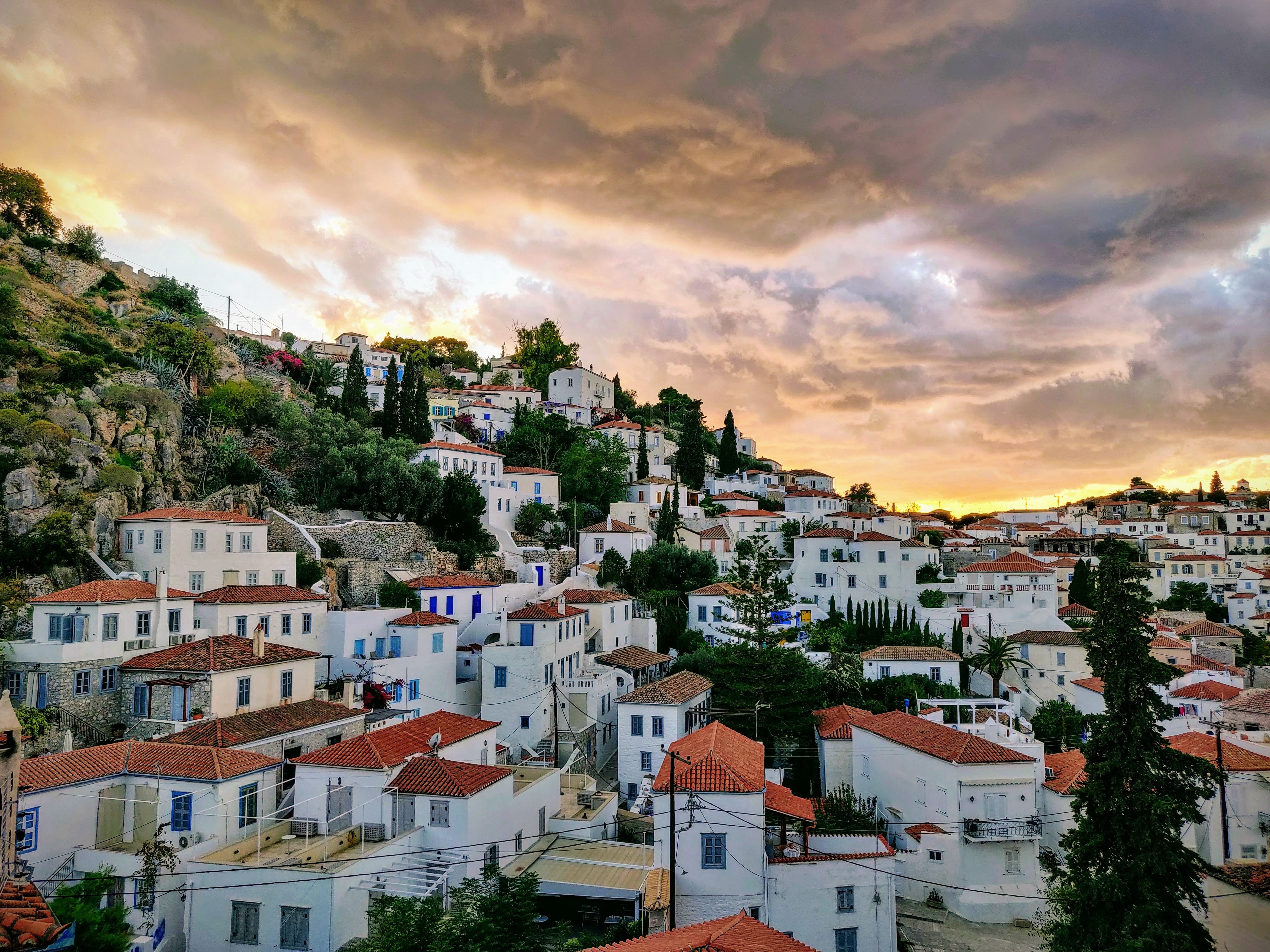 ydra-unsplash.jpg ydra-unsplash.jpg