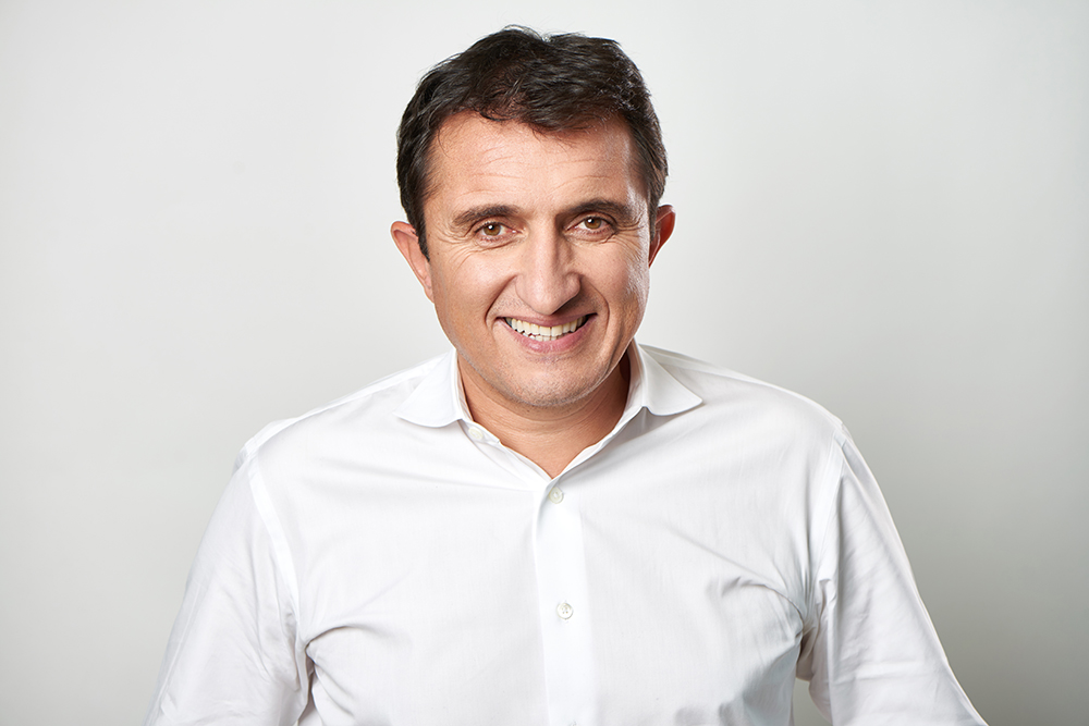 viber_ceo_djamel_agaoua_portait_photo_2.jpg viber_ceo_djamel_agaoua_portait_photo_2.jpg