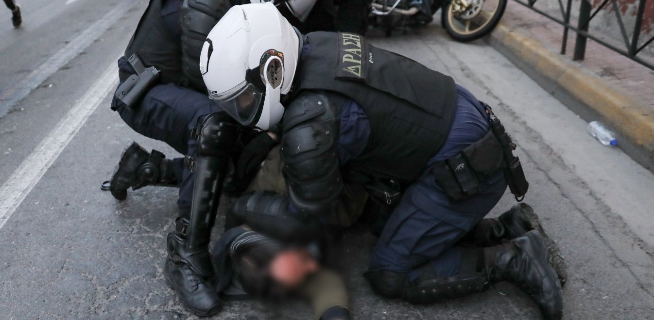3110719.jpg Αστυνομική βία διαρκείας: Κάνουν ΕΔΕ και τους βγάζουν... λάδι