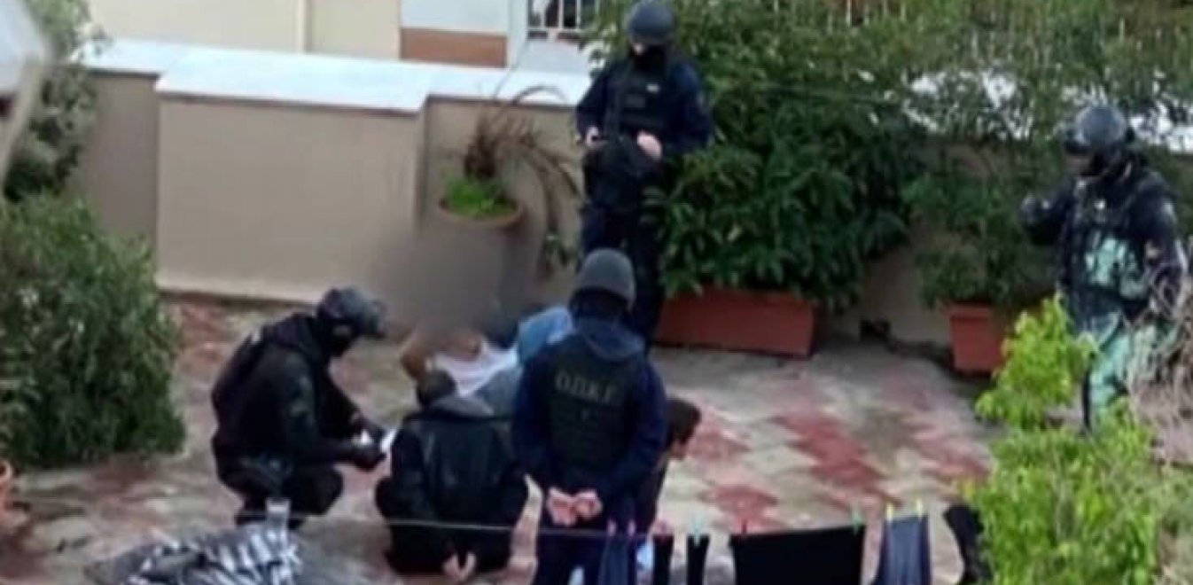 Οι ΟΠΚΕ έχουν συλλάβει τους γιους Ινδαρέ στην ταράτσα του σπιτιού τους