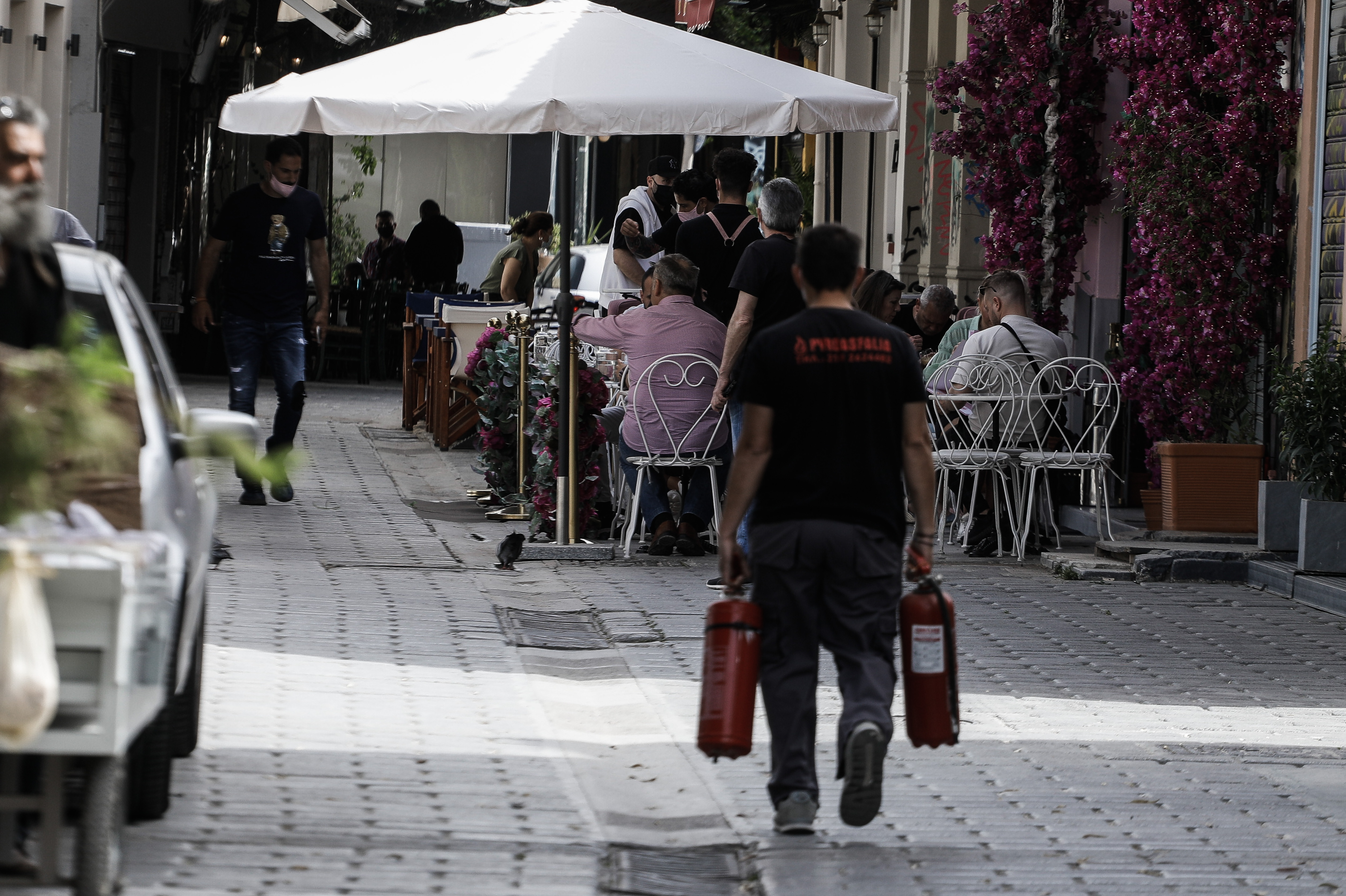 estiasi.jpg εστίαση, Πλάκα