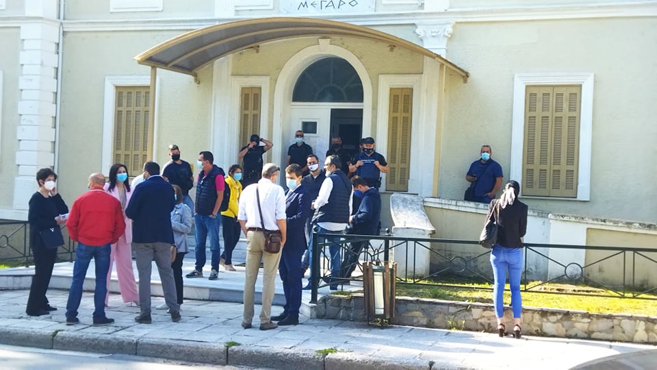 198426283_1131817063893545_1014149850100372293_n.jpeg Επίθεση με τσεκούρι στην Κοζάνη