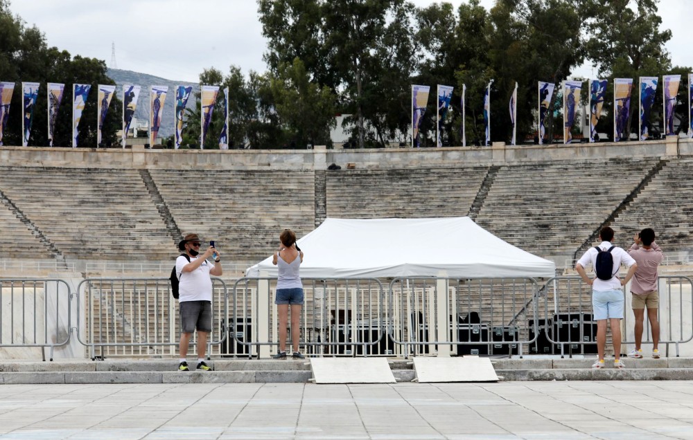 dior-panathinaiko_stadio_05.jpg Καλλιμάρμαρο ετοιμασίες για επίδειξη Dior