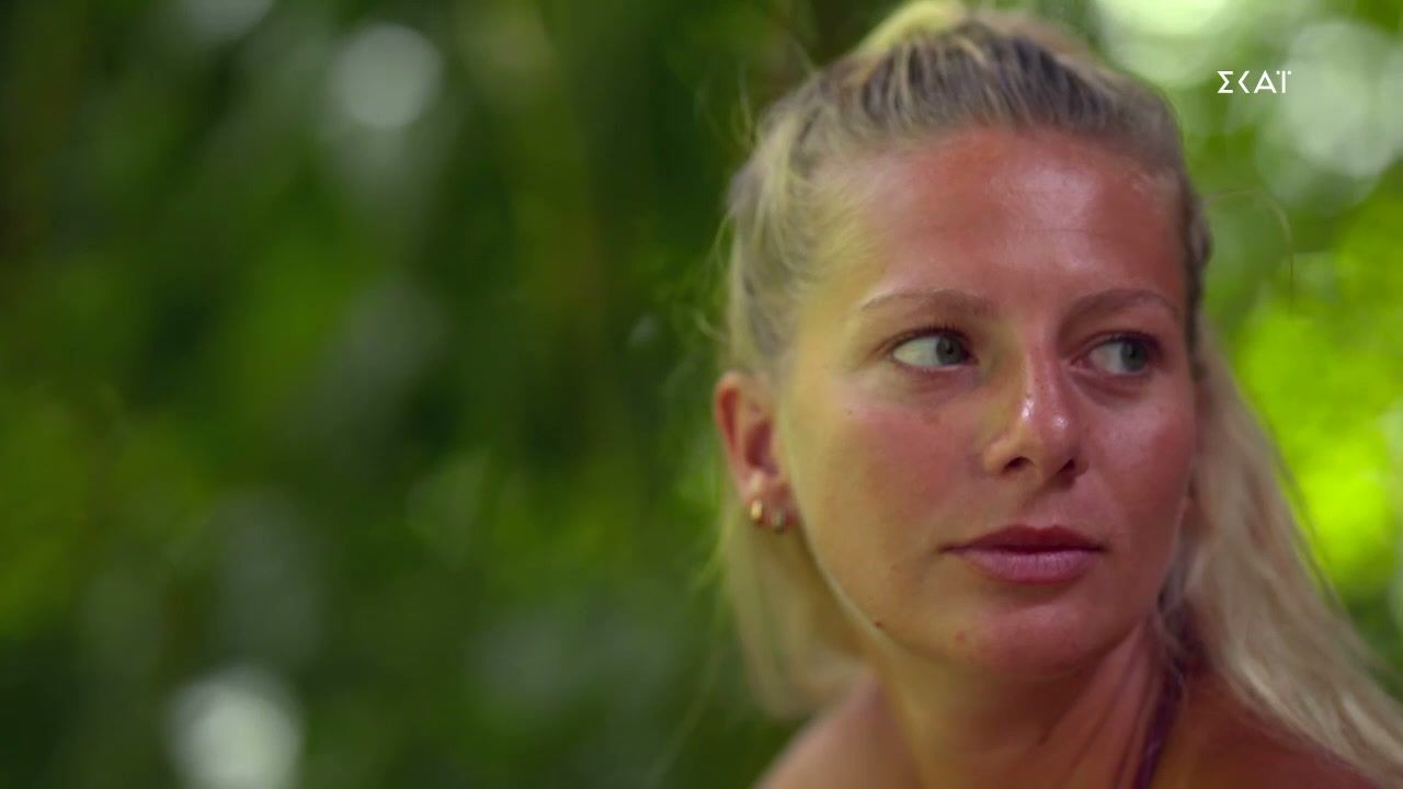 eleni_xamberi.jpg Ελένη Χαμπέρη στο Survivor