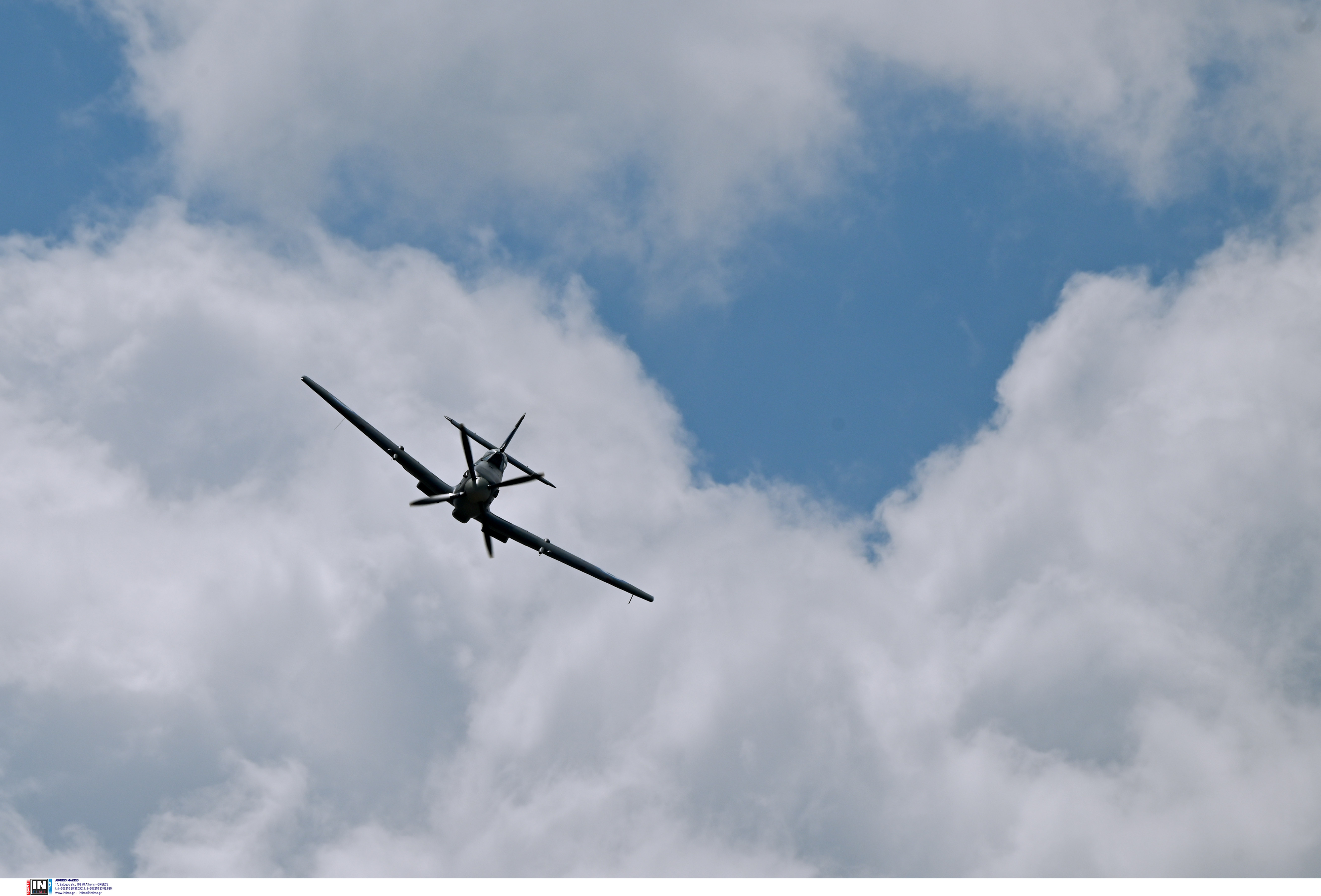 spitfire_2.jpg spitfire_2.jpg