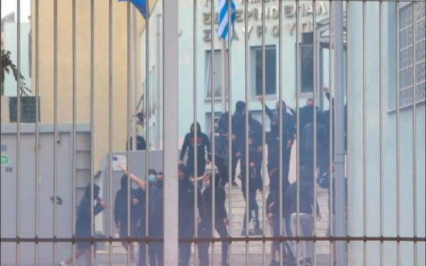 nazistikosxairetismosstavroupoli-600x375.jpg nazistikosxairetismosstavroupoli-600x375.jpg