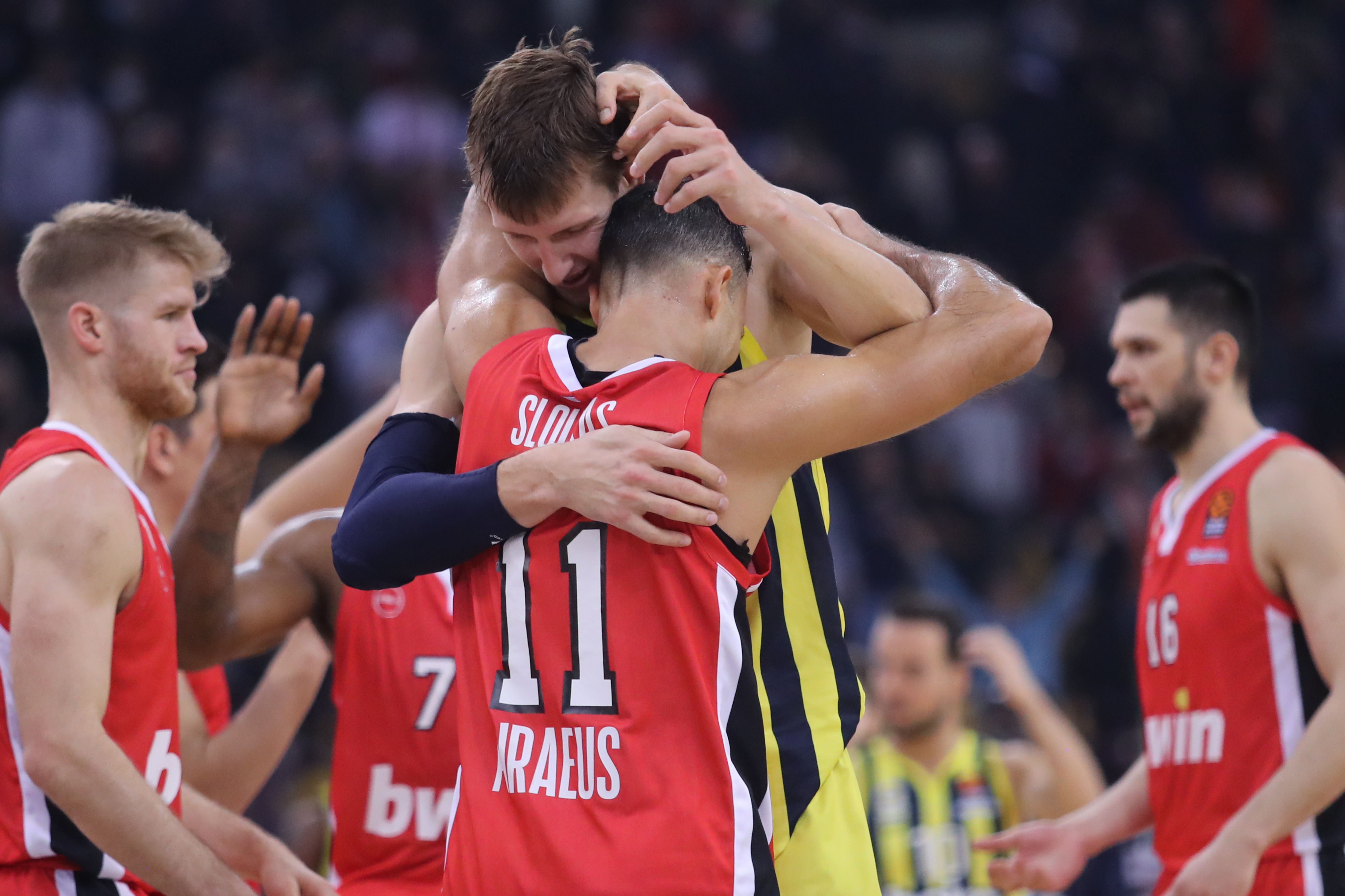 olympiakos-fener.jpg ΟΣΦΠ - ΦΕΝΕΡΜΠΑΧΤΣΕ