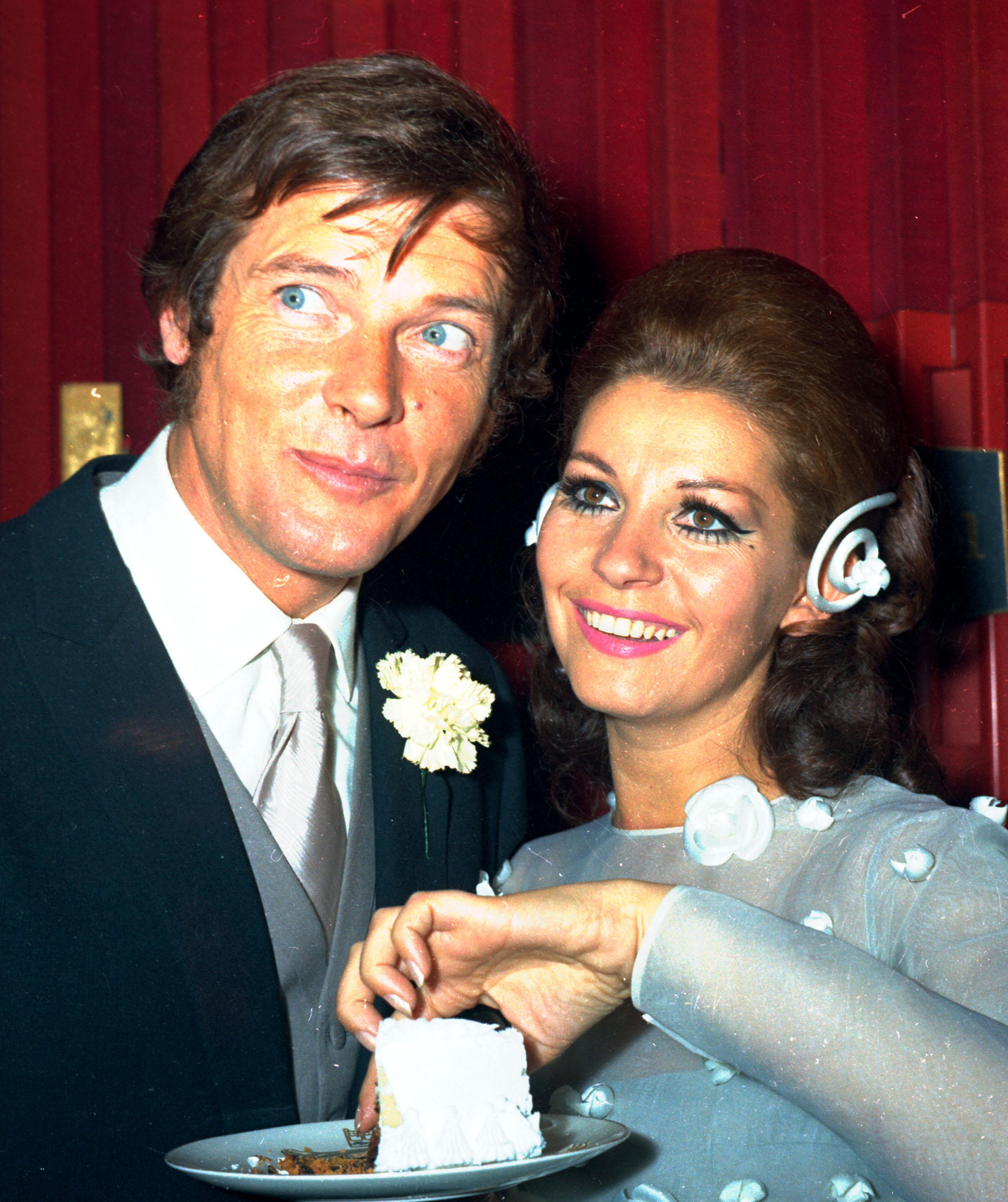 roger_moore.jpg Ρότζερ Μουρ