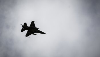 F-16
