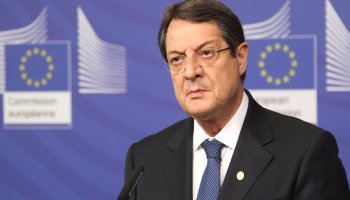 Νίκος Αναστασιάδης, Κύπρος, Παλάτι