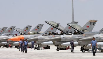 F-16
