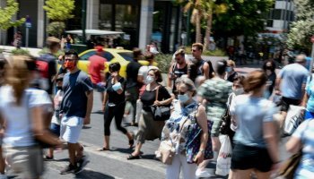 Έρχεται το τέλος του κορωνοϊού; Πότε και τι θα σημάνει την λήξη πανδημίας Πηγή: https://www.skai.gr/news/health/vatopoulos-skai-erxetai-to-telos-tou-koronoiou-ti-tha-simanei-tin-liksi-pandimias Follow us: @skaigr on Twitter | skaigr on Facebook | @skaigr on InstagramΈρχεται το τέλος του κορονοϊού; Πότε και τι θα σημάνει την λήξη πανδημίας
