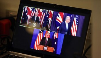 AUKUS – Αυστραλία: Περνά στην αντεπίθεση η Καμπέρα