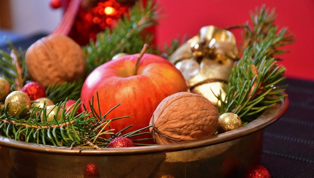 advent-apple-balls-236303.jpg Φωτογραφία Αρχείου: Pixabay