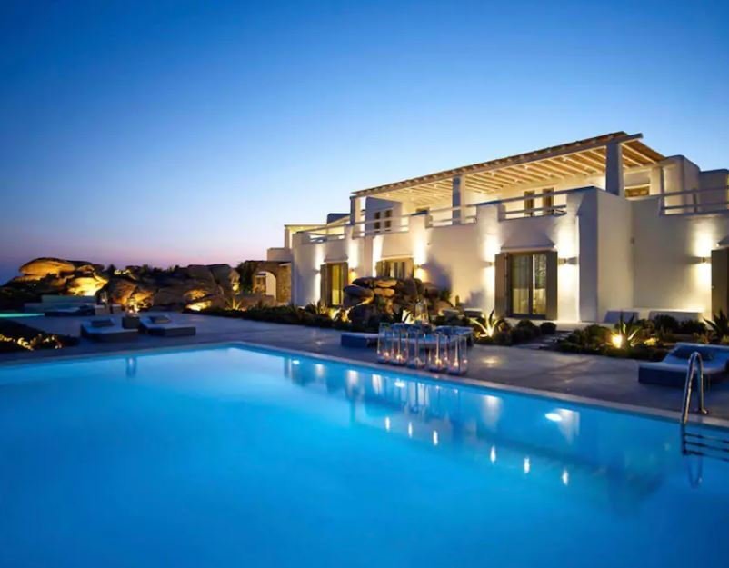 mykonos.jpg mykonos.jpg