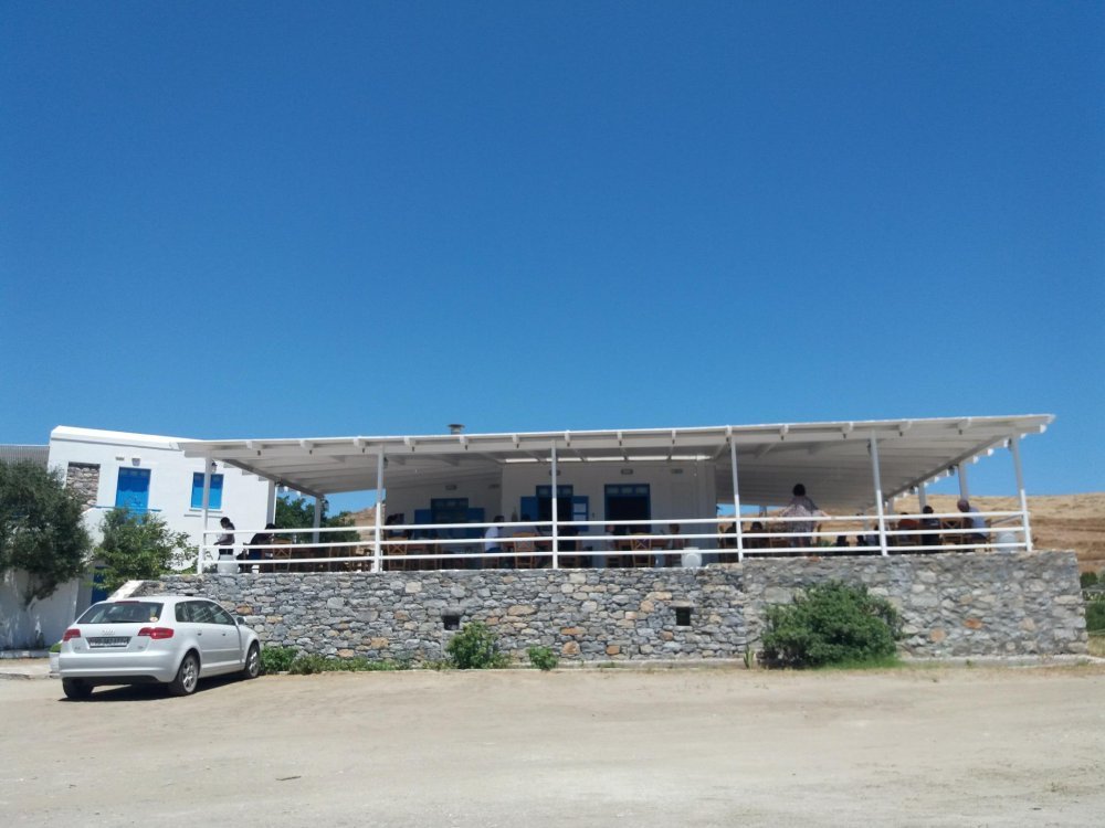 sakis10.jpg sakis10.jpg