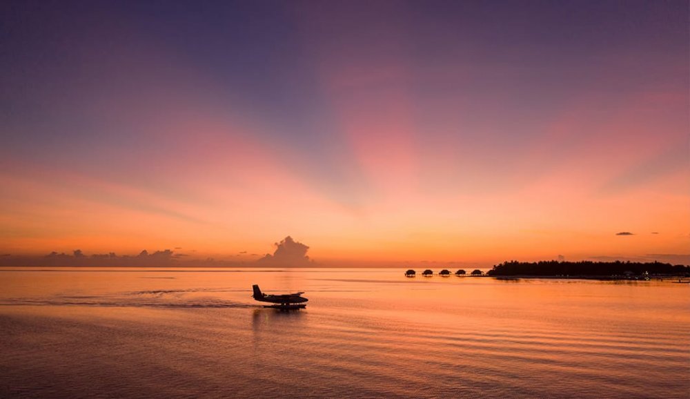 sunset-seaplane-1063x614.jpg sunset-seaplane-1063x614.jpg