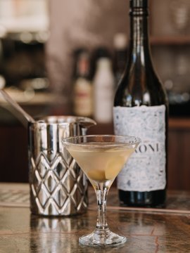 dry_martini.jpg dry_martini.jpg