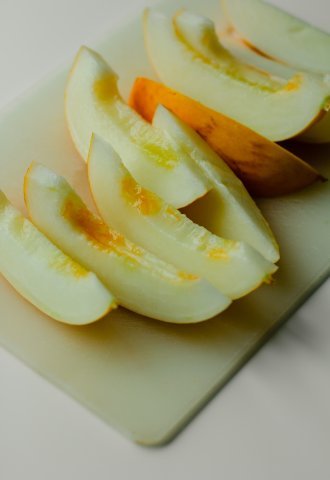 melon.jpg melon.jpg