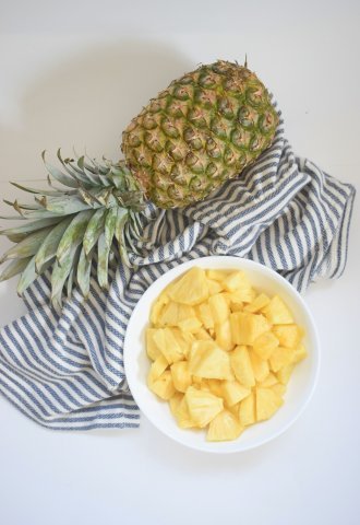 pineapple.jpg pineapple.jpg